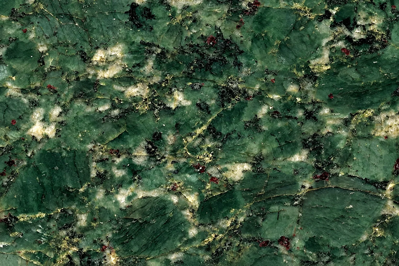 Verde Butterfly — pedra apresentada pela Grannick Pedras